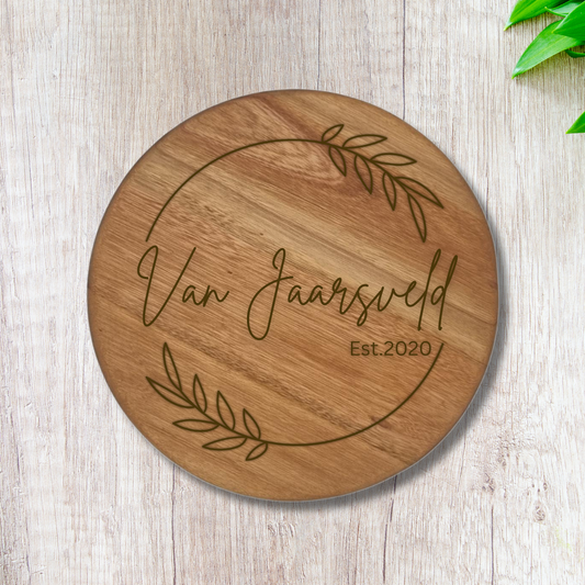 Personalised Round Cutting Board - Surname Leaf design